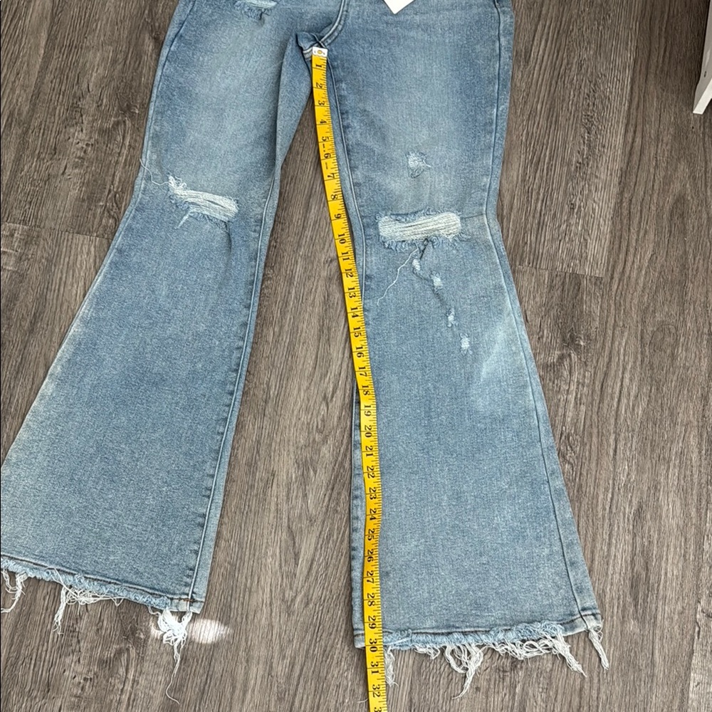 Blue Flare Wide‎ Leg Jeans with Distressed Hem - Picture 4 of 6